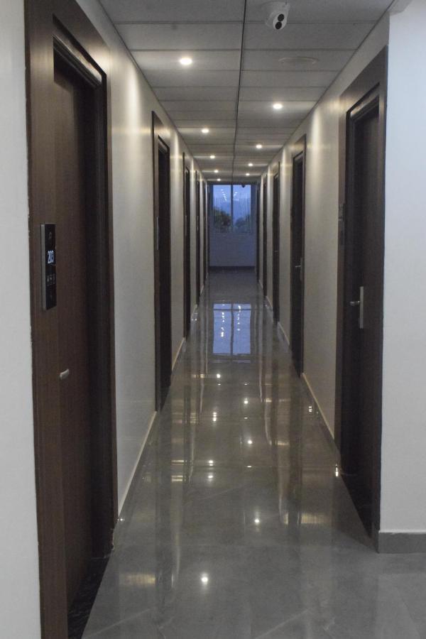Hotel Lavender Elite Haldipur Экстерьер фото